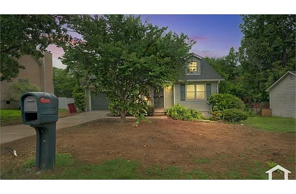 550 Shadow Moss Dr photo 1