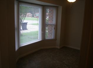 5644 Carisbrooke Ln, Portsmouth, VA 23703