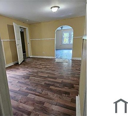 4th image of 3090 Percy Ave