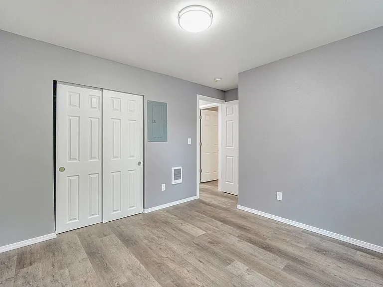 4028 S Lawrence St #H — Photo 12