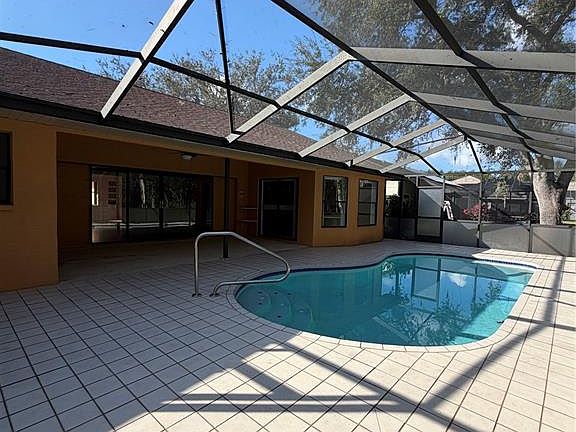 4th image of 1716 Percheron Dr