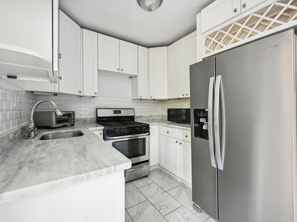 939 Longfellow St NW APT 205