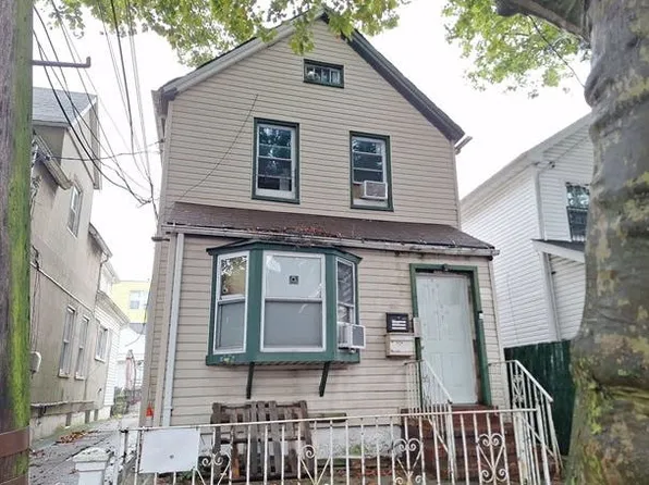 11173 43rd Ave, Flushing, NY 11368
