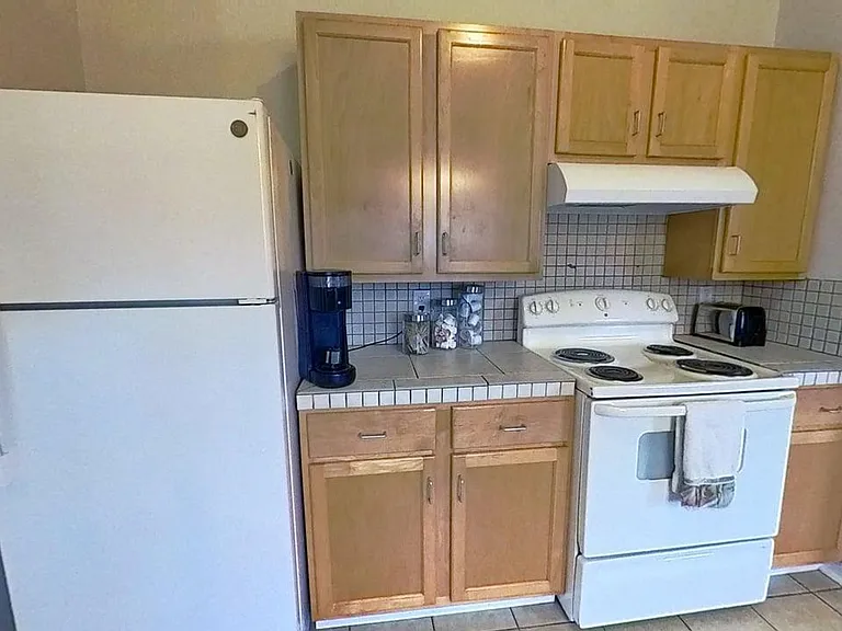 615 W Martin Luther King Dr #1 — Photo 9