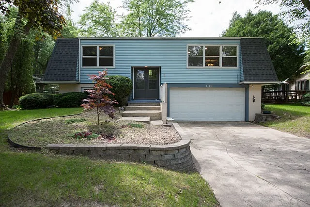 2120 Tilbury Rd photo 1