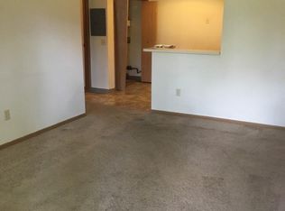 606 Pebble Place Dr APT G, Delaware, OH