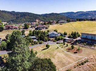 105 Alta Vista Rd, White Salmon, WA 98672