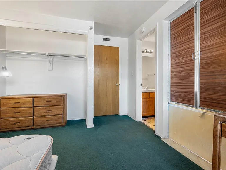 724 W 1720 N #213 — Photo 10