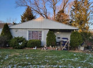 201 14th St, Elyria, OH 44035