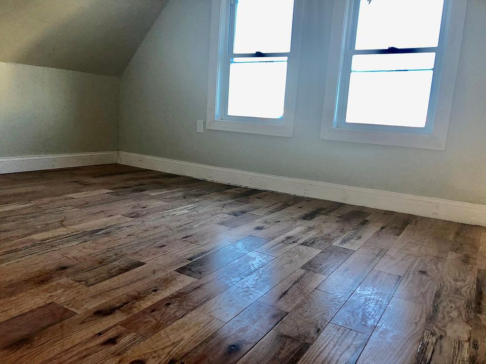 2nd image of 39 Orient Ave APT 3