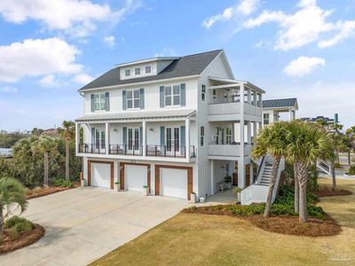 311 Maldonado Dr, Pensacola Beach, FL, 32561