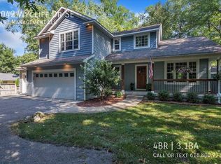 3042 Wycliff Dr SE, Grand Rapids, MI 49546