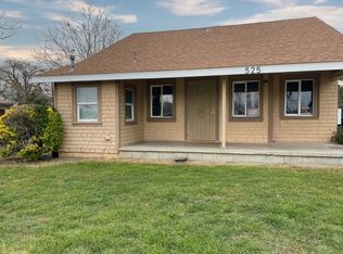 525 N 4th St APT A, Banning, CA 92220