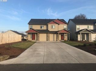 1447 Northgate Dr, Independence, OR 97351