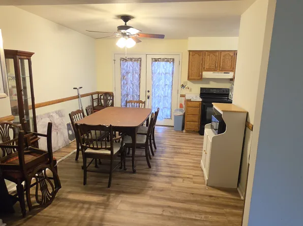 8 Cypress Dr, Bristol, MD 21901