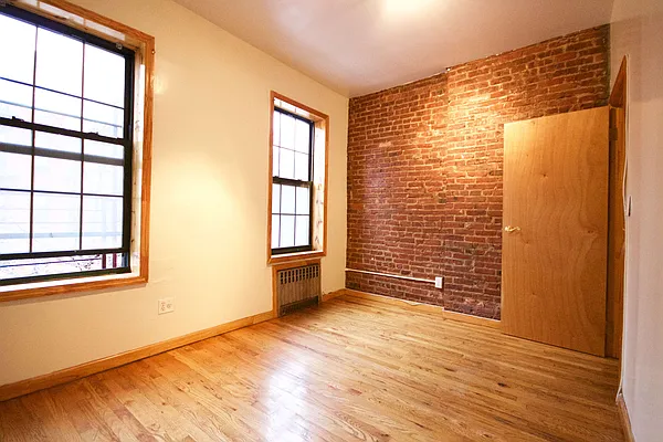 Rented by Nooklyn NYC LLC | media 20