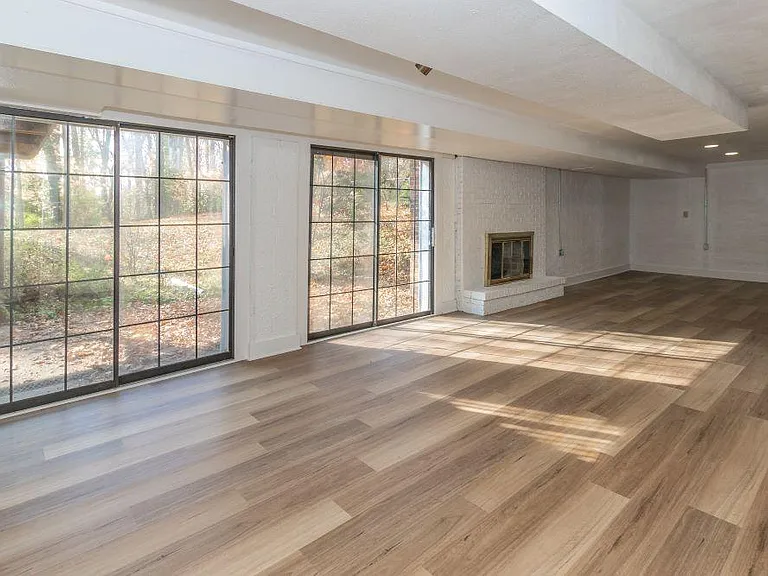 1605 Cool Creek Dr — Photo 24