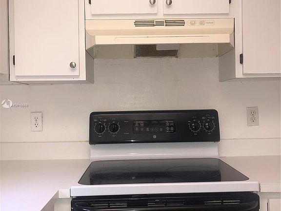 3rd image of 1065 S Flagler Ave APT 708