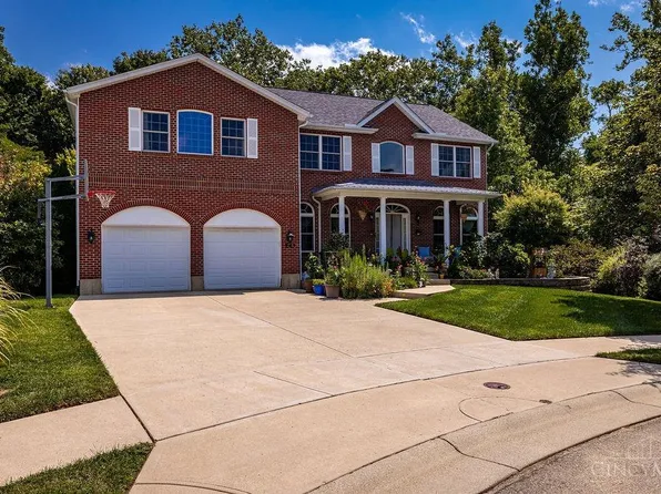 245 Hunter Woods Dr, Oxford, OH 45056