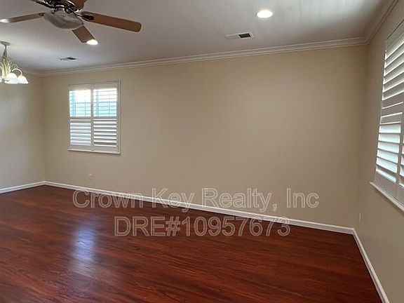 4th image of 4757 Twin Oaks Dr