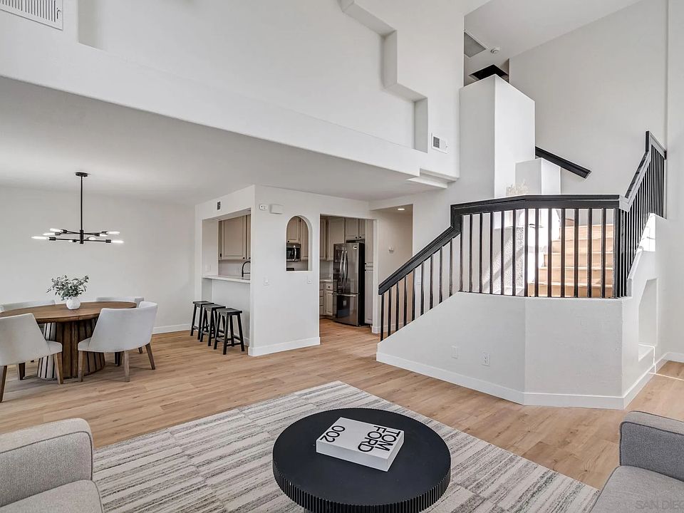 1st image of 12875 Carriage Heights Way