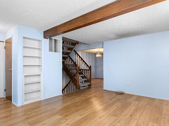 5th image of 4629 Courtwood Cir