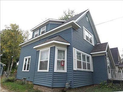 2nd image of 143 Vine St NW