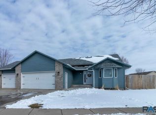 5000 E Newcastle St, Sioux Falls, SD 57110