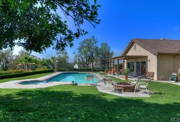 2nd image of 911 Las Rosas Dr