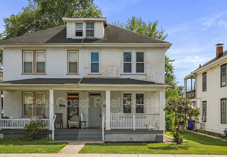 39 W Wilson Blvd — Photo 2