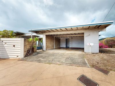 1588 Saint Louis Dr, Honolulu, HI, 96816