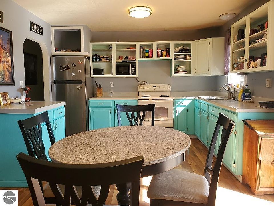 1525 S Leaton Rd, Mount Pleasant, MI 48858 Zillow