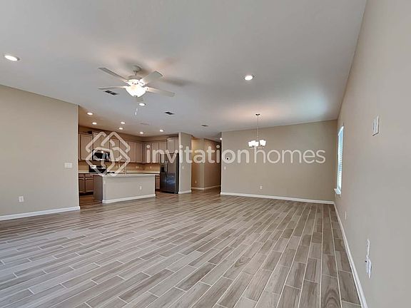 5th image of 9766 Lovage Ln