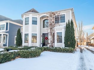749 E Sunnyside Ave, Libertyville, IL