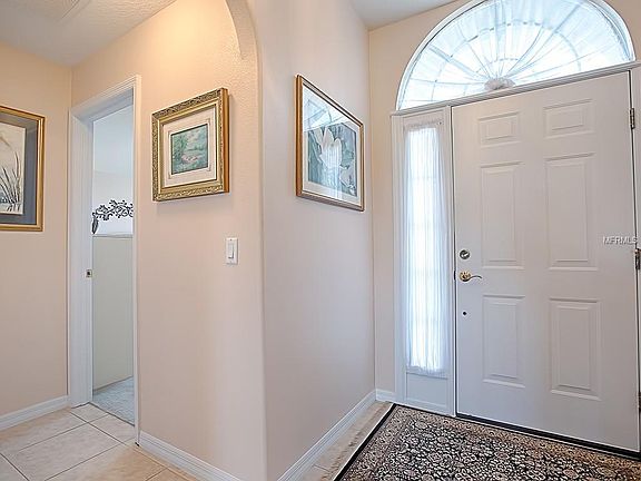 5th image of 76 Golfview Cir