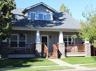 20604 SE Hummingbird Ln, Bend, OR 97702