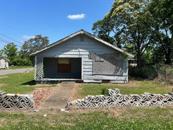 529 W Gordon Ave, Rossville, GA 30741