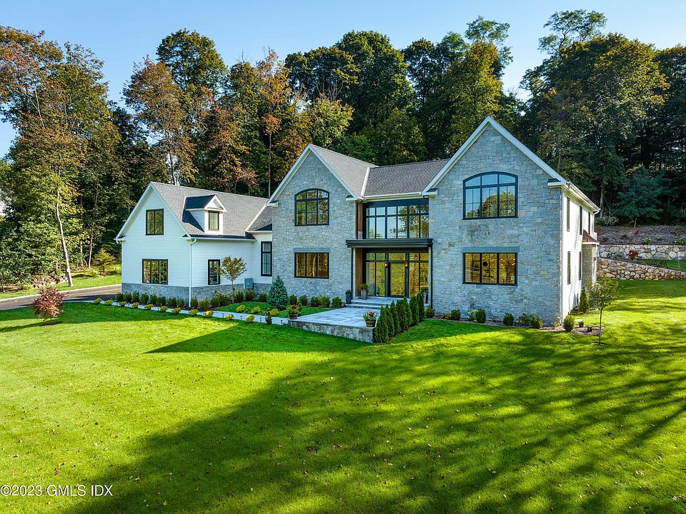 1st image of 460 Middlesex Rd