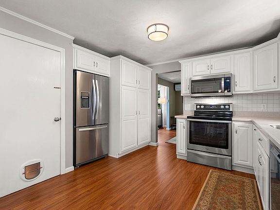 5th image of 3 Crockett Cir