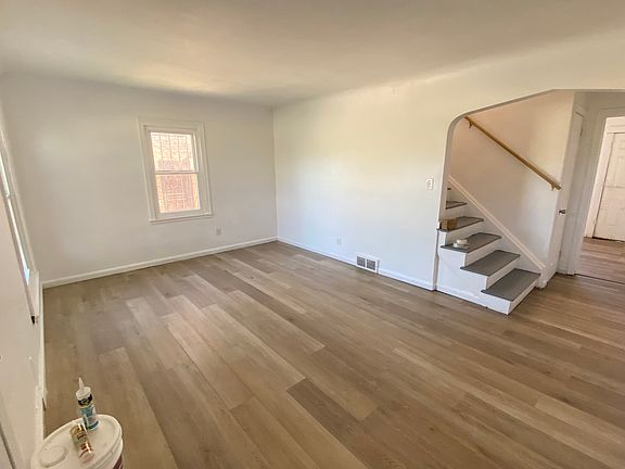 2nd image of 3299 Monterey St