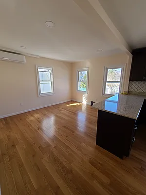 Rented by Bouklis Group | media 5