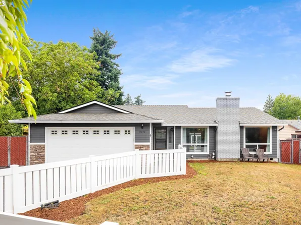 11012 NE Mason St, Portland, OR 97220