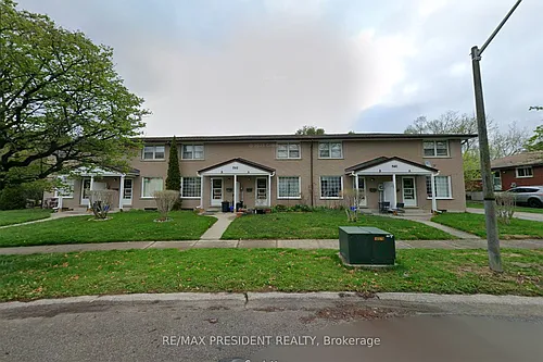 560 Brookhaven Cres #B Photo 1