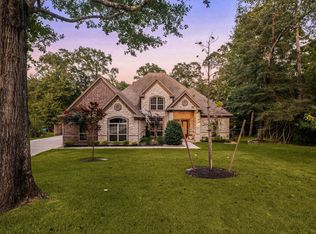1902 & 1904 Boulder Ridge Dr, Conroe, TX 77304