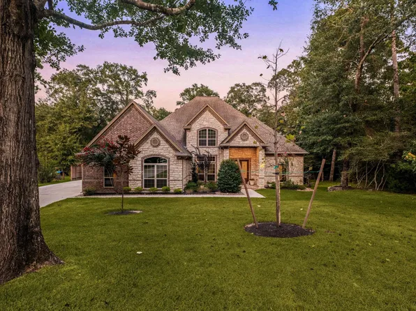 1902 & 1904 Boulder Ridge Dr, Conroe, TX 77304