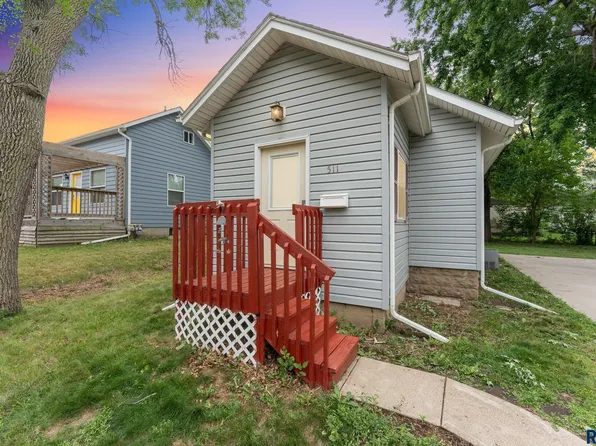 511 S 6th Ave, Sioux Falls, SD 57104