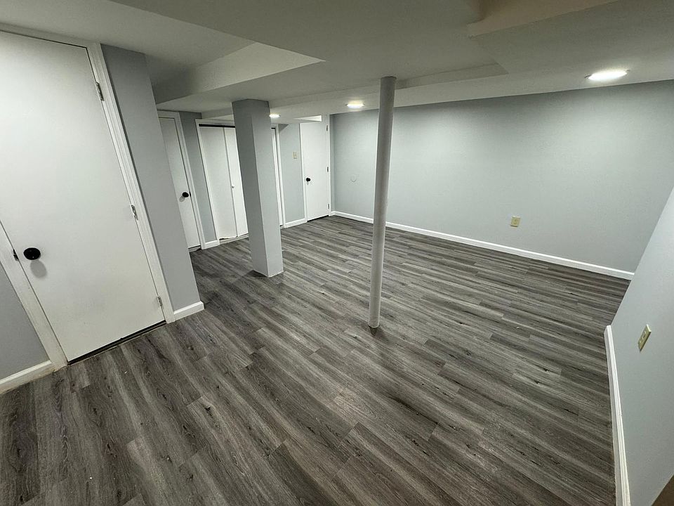 2nd image of 448 Springdale Ave #1B