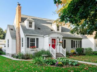 1437 Iowa Ave W, Falcon Heights, MN 55108