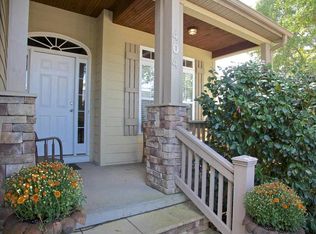 404 Hunters Cir, Greenville, SC 29617