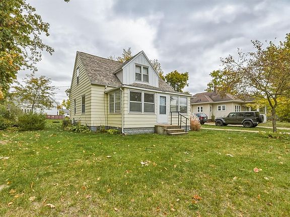 2nd image of 50768 Caroline Street